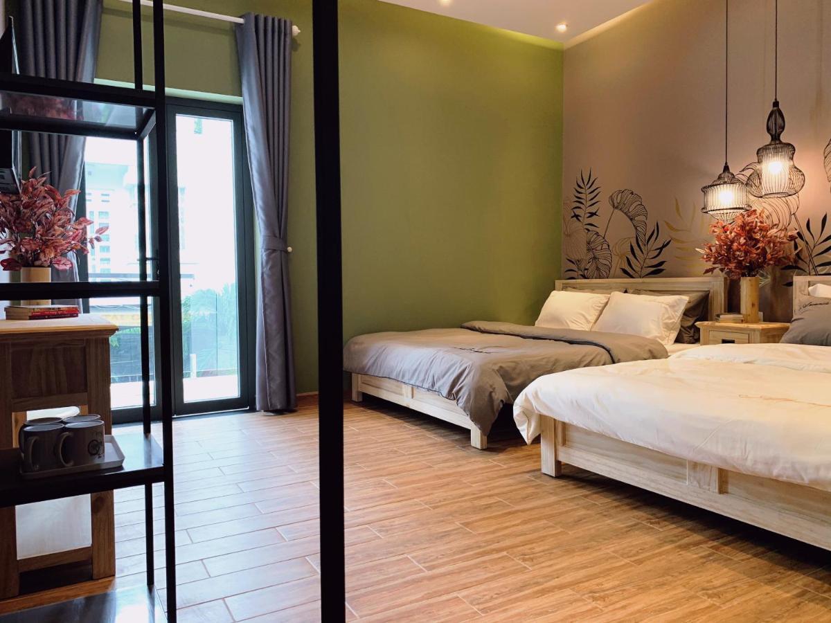 09 Hotel *